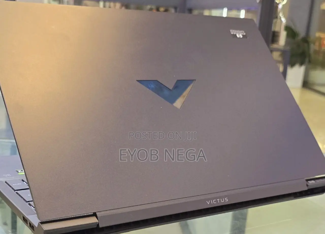 New Laptop HP Victus 15 16GB Intel Core I7 SSD 1T