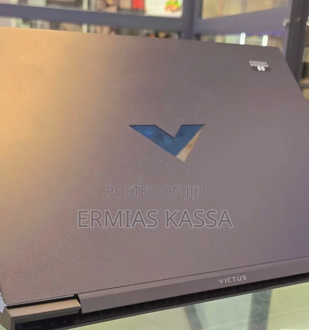 New Laptop HP Victus 15 16GB Intel Core I7 SSD 1T