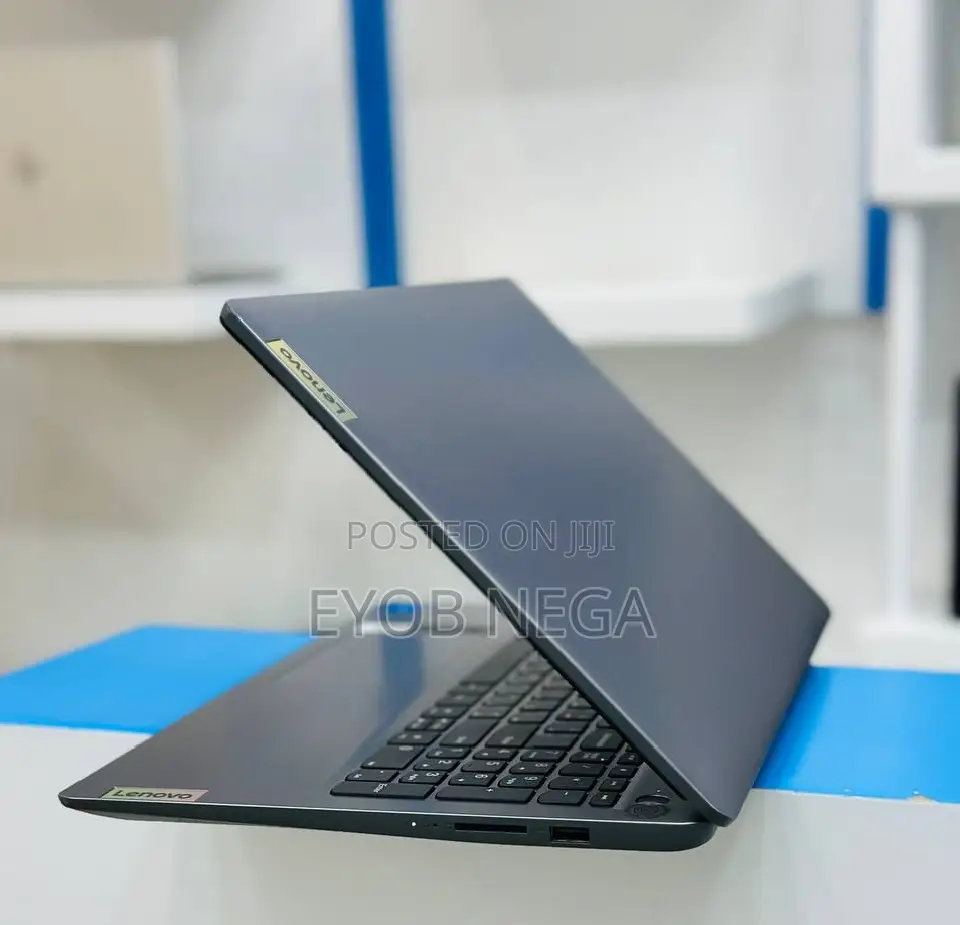 New Laptop Lenovo IdeaPad 1 4GB Intel Core I3 SSD 256GB