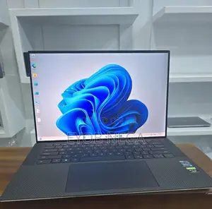 New Laptop Dell XPS 15 32GB Intel Core I7 SSD 1T