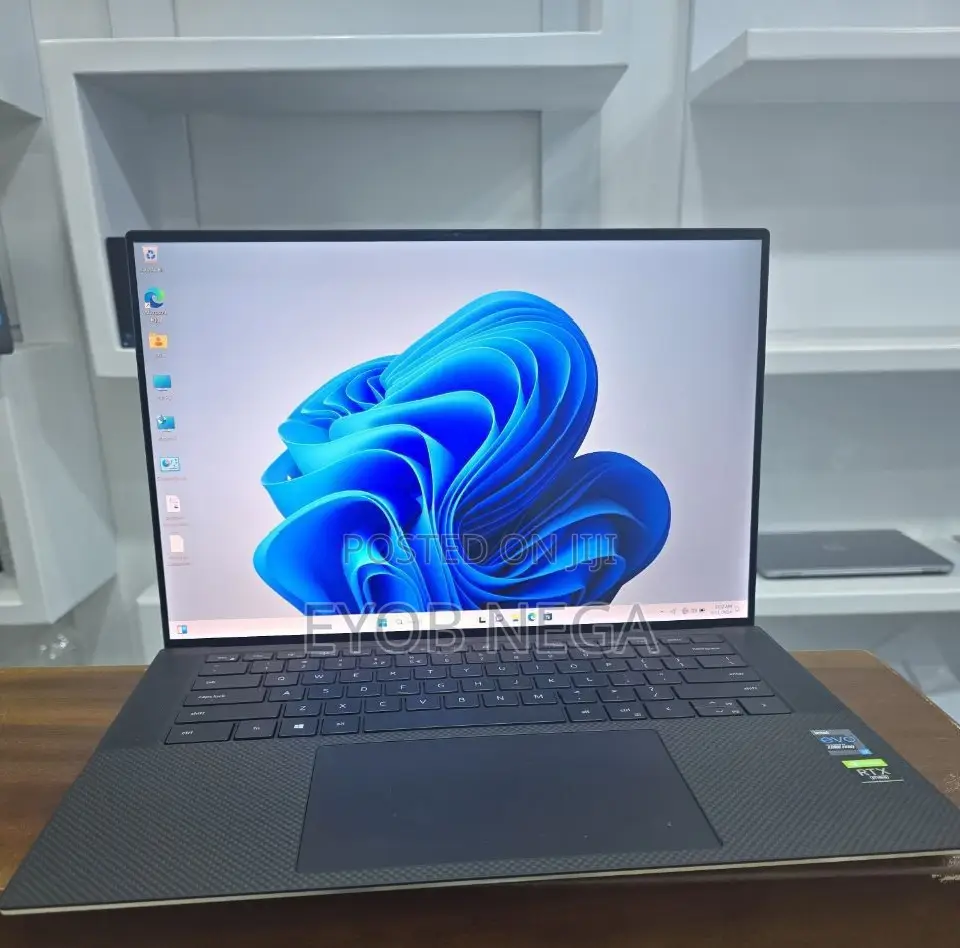 New Laptop Dell XPS 15 32GB Intel Core I7 SSD 1T