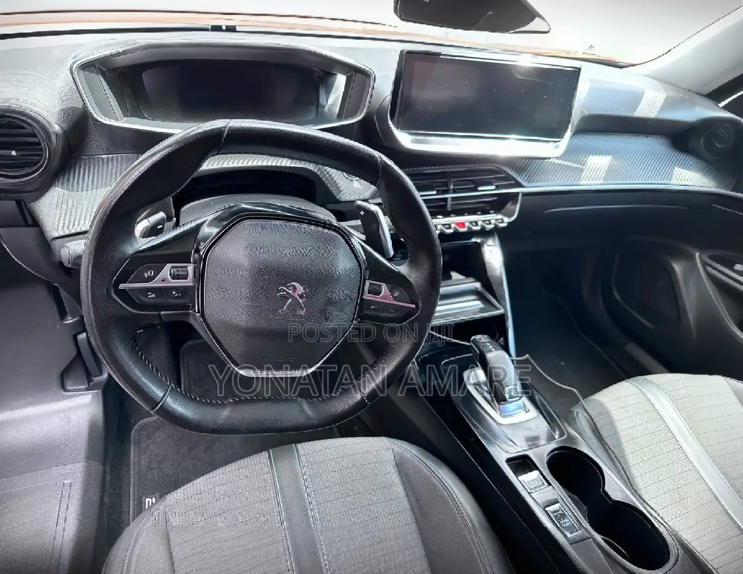 Peugeot 2008 2022 Orange