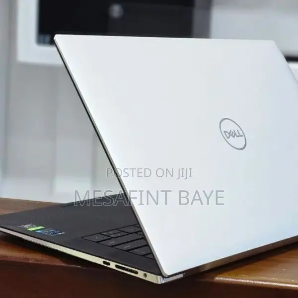 New Laptop Dell XPS 13 9320 32GB Intel Core I7 SSD 1T