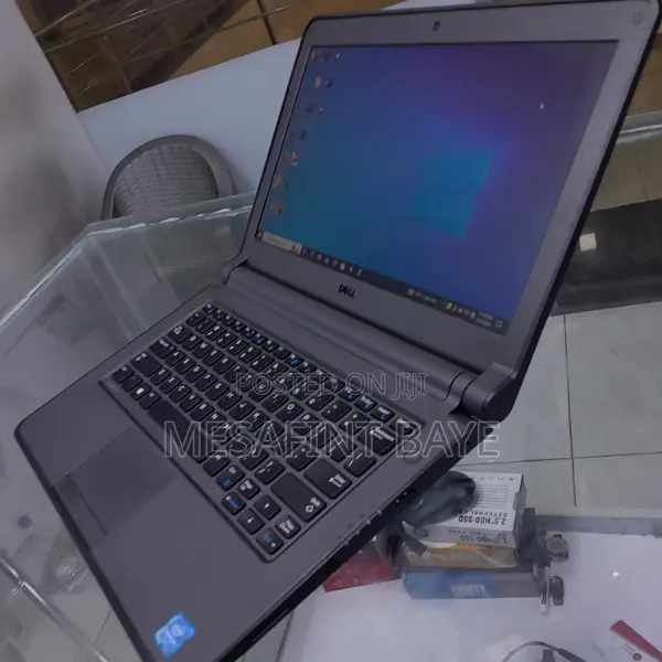 New Laptop Dell Latitude 3330 4GB Intel HDD 500GB