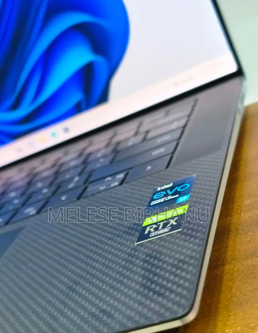 New Laptop Dell XPS 15 32GB Intel Core I7 SSD 1T