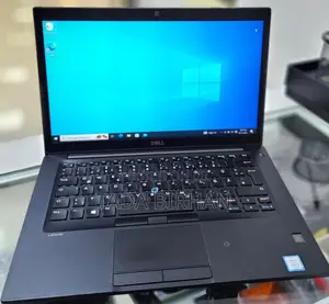 Photo - New Laptop Dell Latitude 5310 8GB Intel Core I7 SSD 256GB