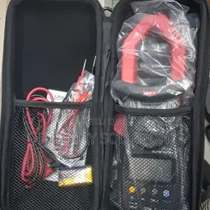 Digital Clamp Meter Ut205