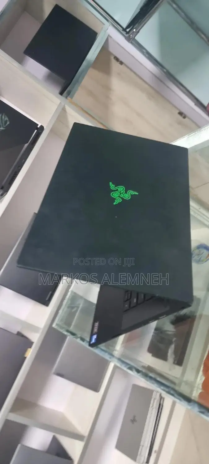 New Laptop Razer Blade 16GB Intel Core I7 SSD 1T