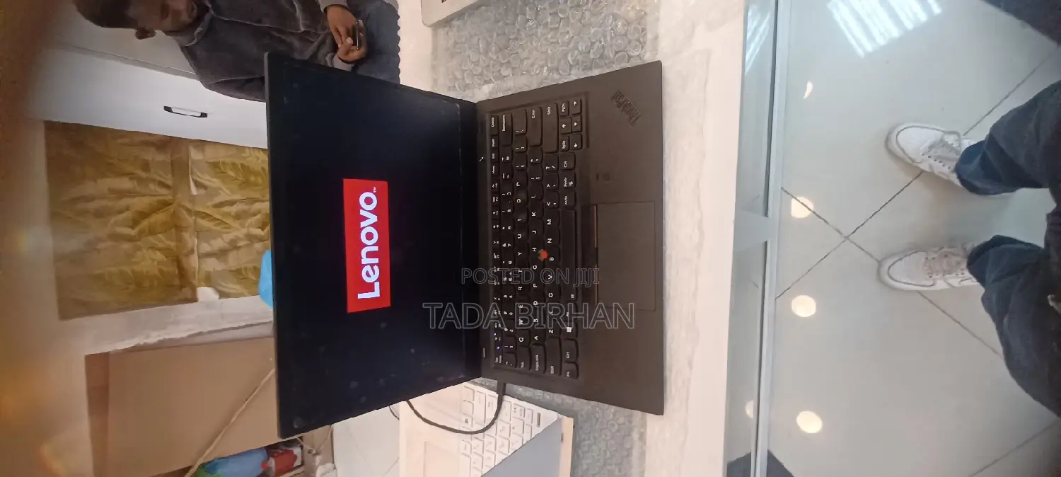 New Laptop Lenovo ThinkPad X1 Carbon 12GB Intel Core I7 SSD 512GB