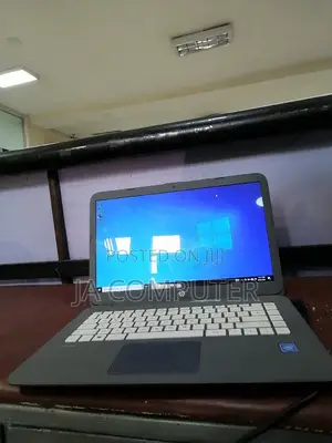 Photo - New Laptop HP Stream Notebook 4GB Intel Celeron SSD 32GB