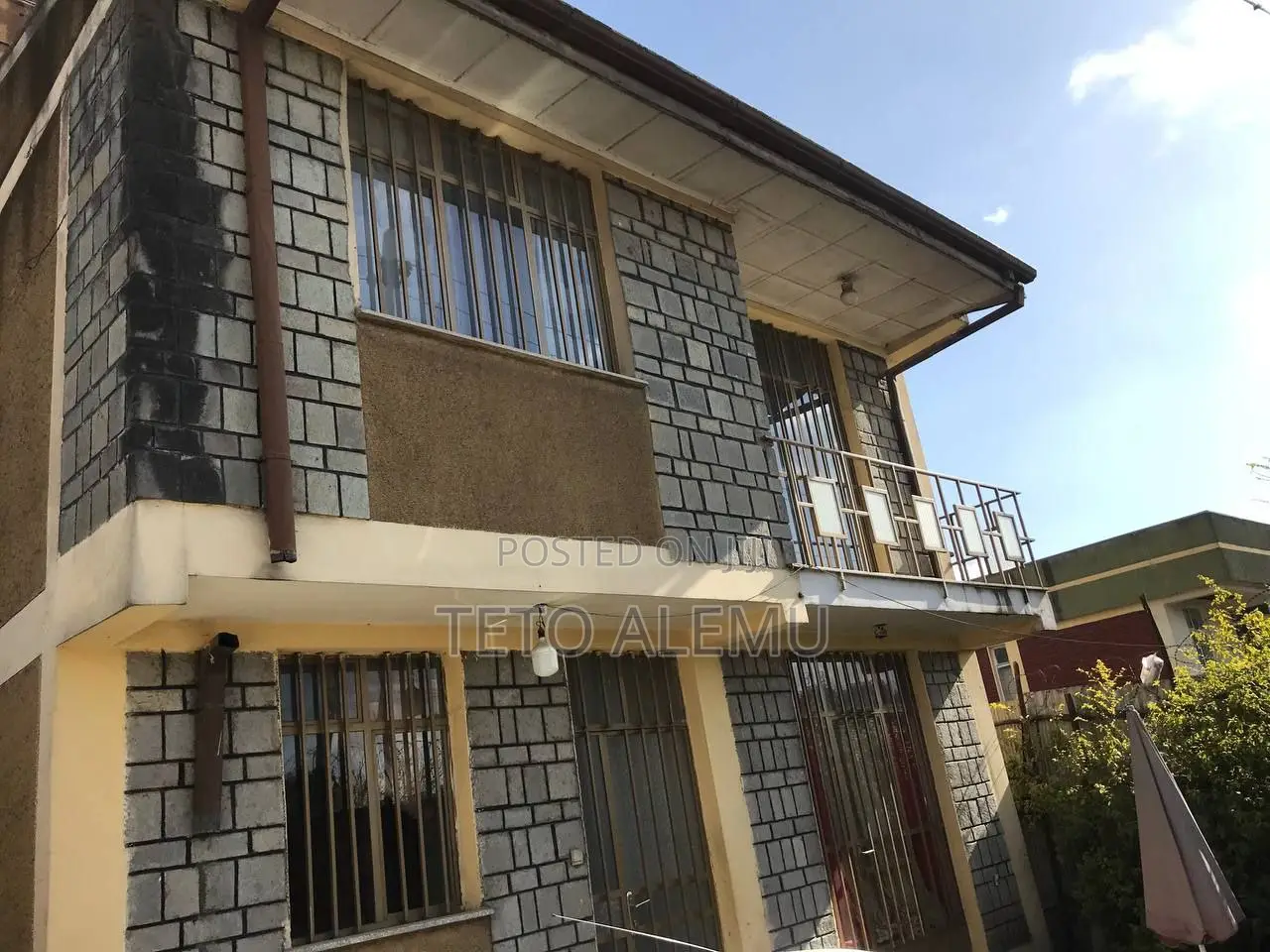 6bdrm House in የሚሸጥ ቤት ቦሌ ሚካኤል, Bole for sale