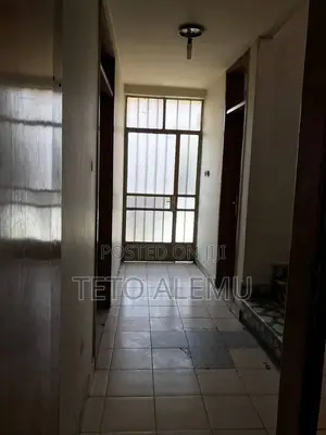 6bdrm House in የሚሸጥ ቤት ቦሌ ሚካኤል, Bole for sale