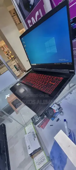 New Laptop MSI GF63 24GB Intel Core I7 SSD 1T
