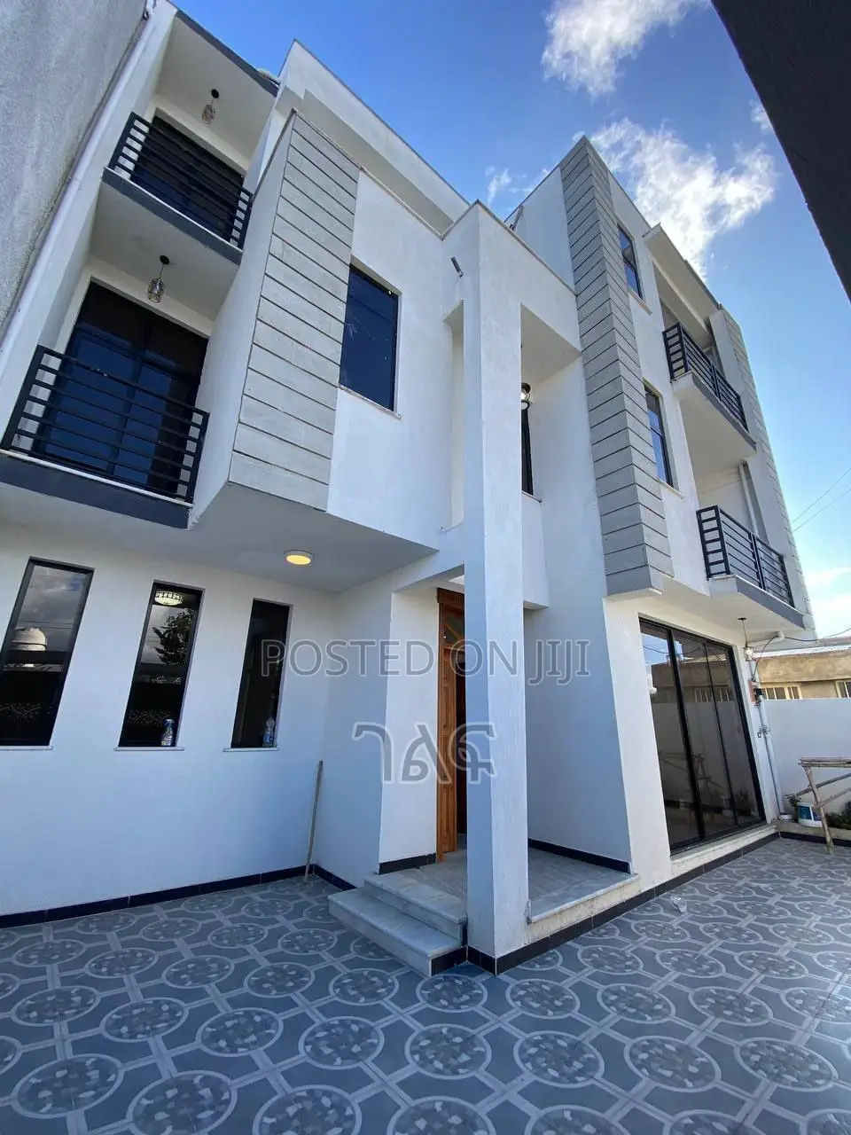 6bdrm House in የግል, Bole for sale