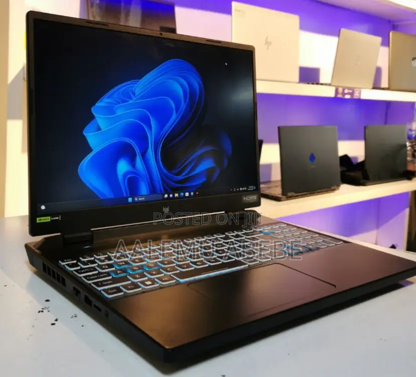 New Laptop Acer Predator Helios 16 16GB Intel Core I9 SSD 1T