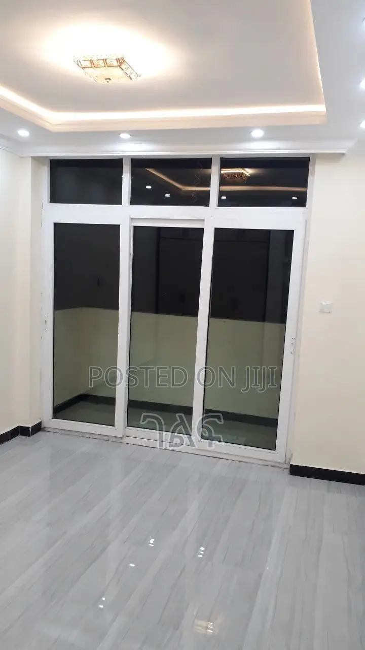 2bdrm House in የሰንሻይን ሪልስቴት ሲሆን, Bole for sale