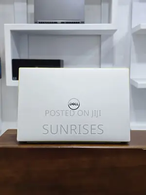 New Laptop Dell XPS 15 32GB Intel Core I9 SSD 2T