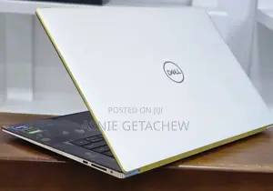 New Laptop Dell XPS 15 32GB Intel Core I9 SSD 2T