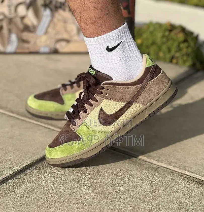 Original Nike Dunk Low ‘Aloha’ Shoes