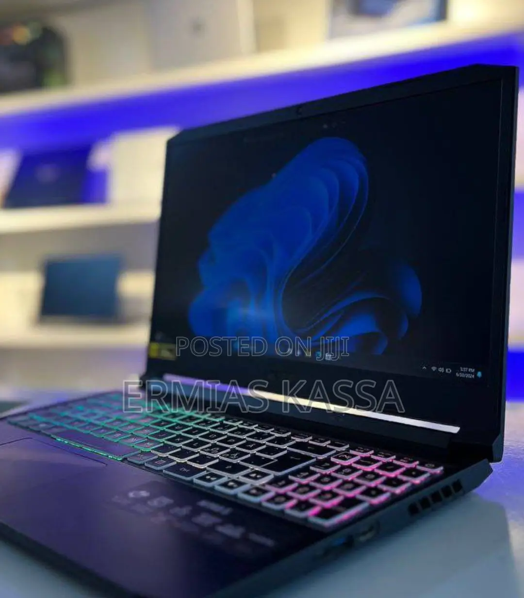 New Laptop Asus TUF Gaming A15 16GB Intel Core I7 SSD 512GB