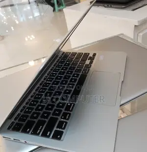 New Laptop Apple MacBook Air 2014 4GB Intel Core I5 SSD 128GB