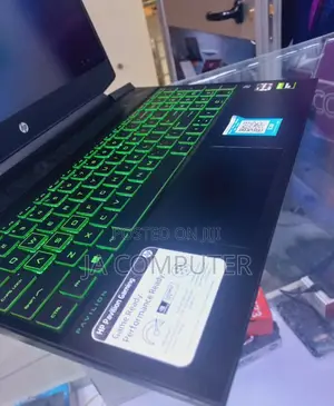 New Laptop HP Pavilion 15 24GB AMD Ryzen 5 SSD 256GB