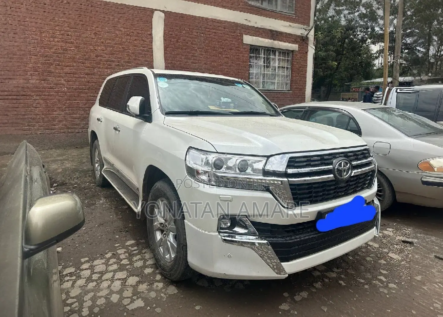 Toyota Land Cruiser 2021 White