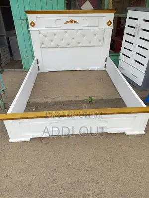 Photo - 1.50 አልጋ/Beds