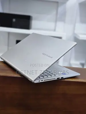 New Laptop Asus VivoBook 15 X505BA 16GB Intel Core I7 SSD 512GB