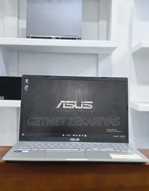 New Laptop Asus VivoBook 15 X505BA 16GB Intel Core I7 SSD 512GB