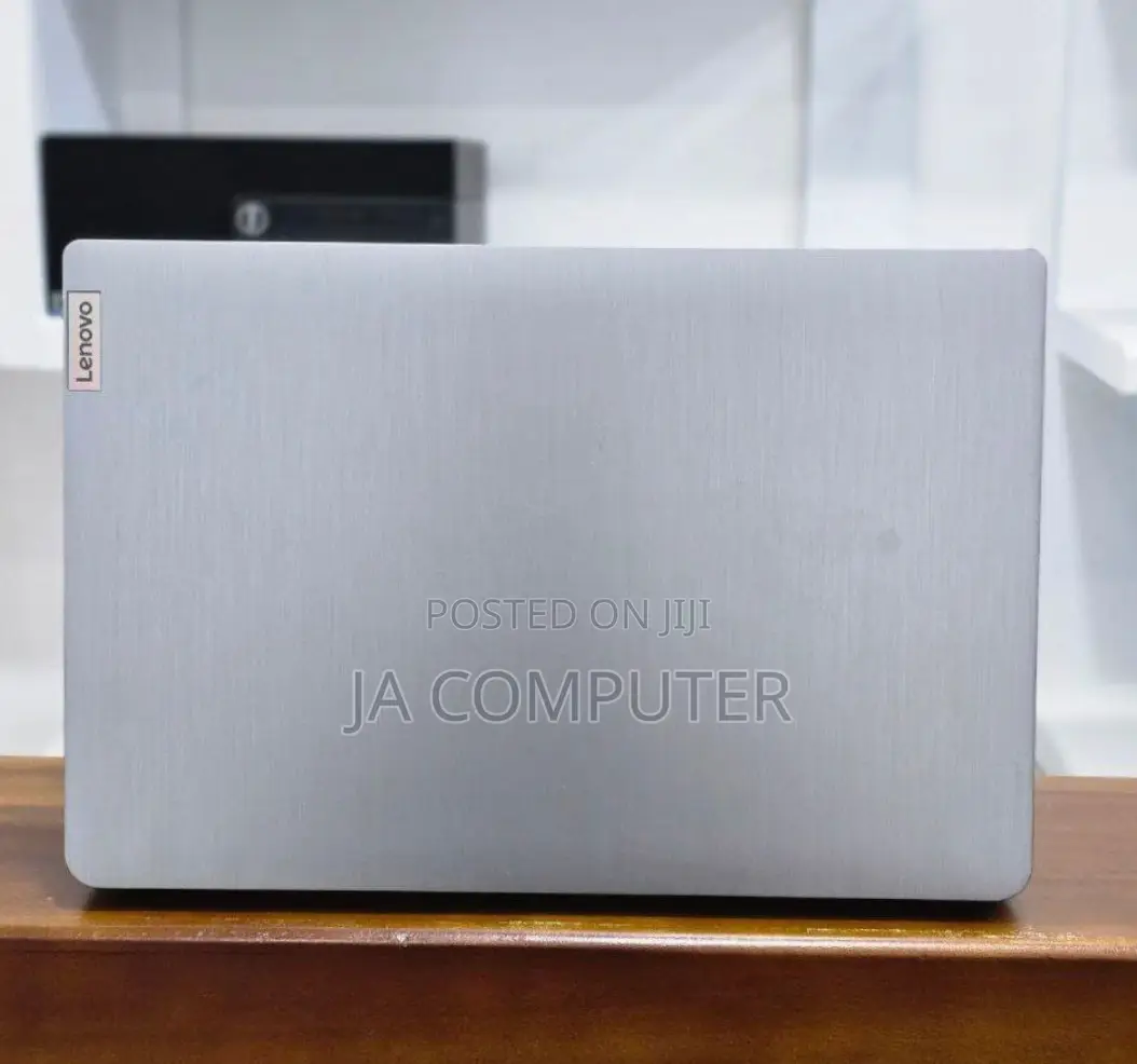 New Laptop Lenovo Ideapad 3 8GB Intel Core I5 SSD 256GB