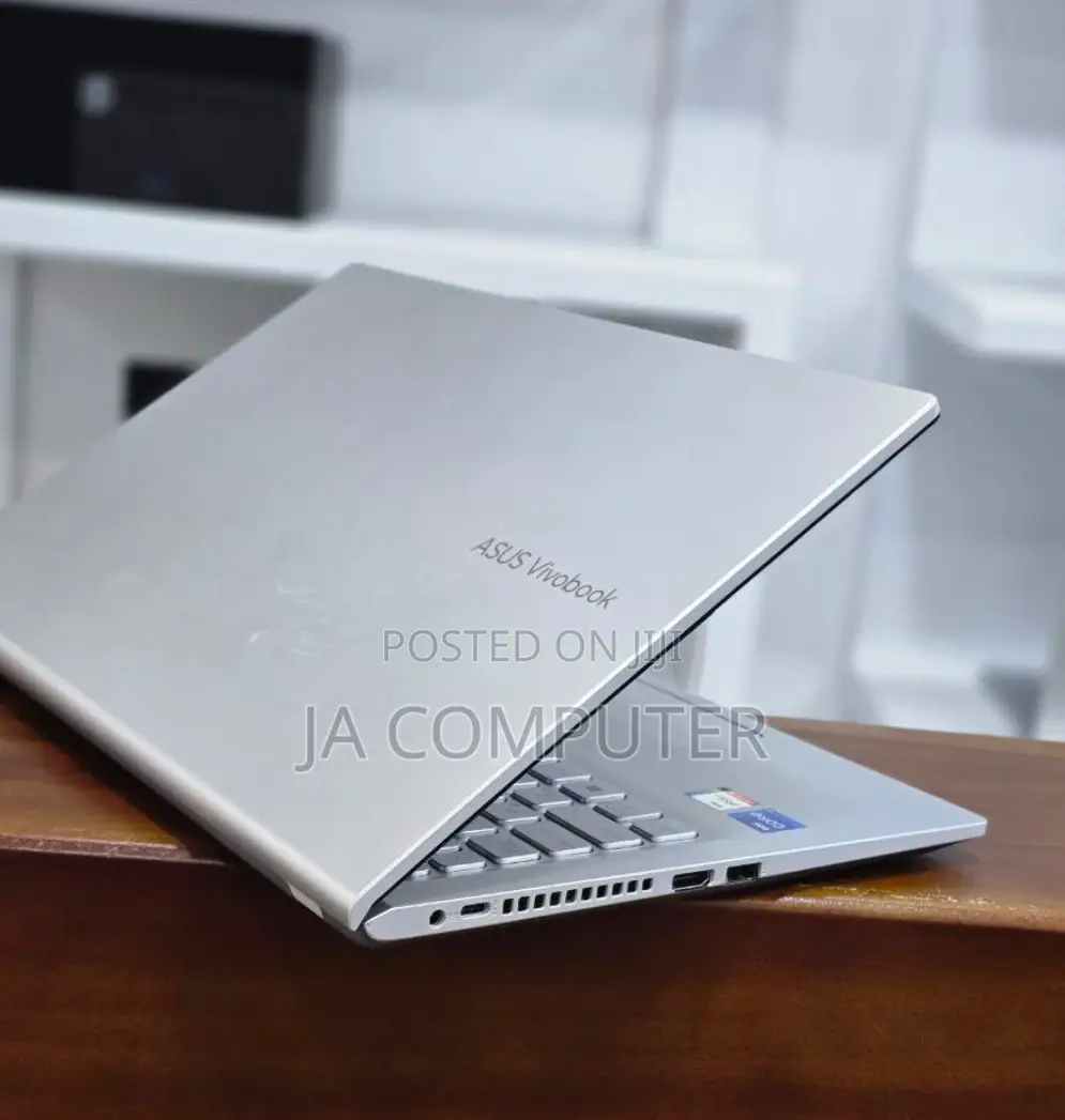 Laptop Asus VivoBook 15 X505BA 16GB Intel Core I7 SSD 512GB
