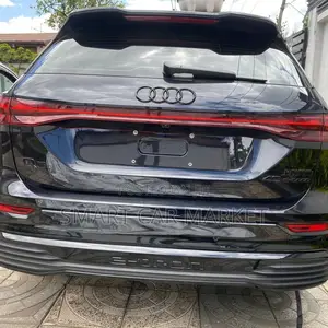 Audi Q5 2023 Black