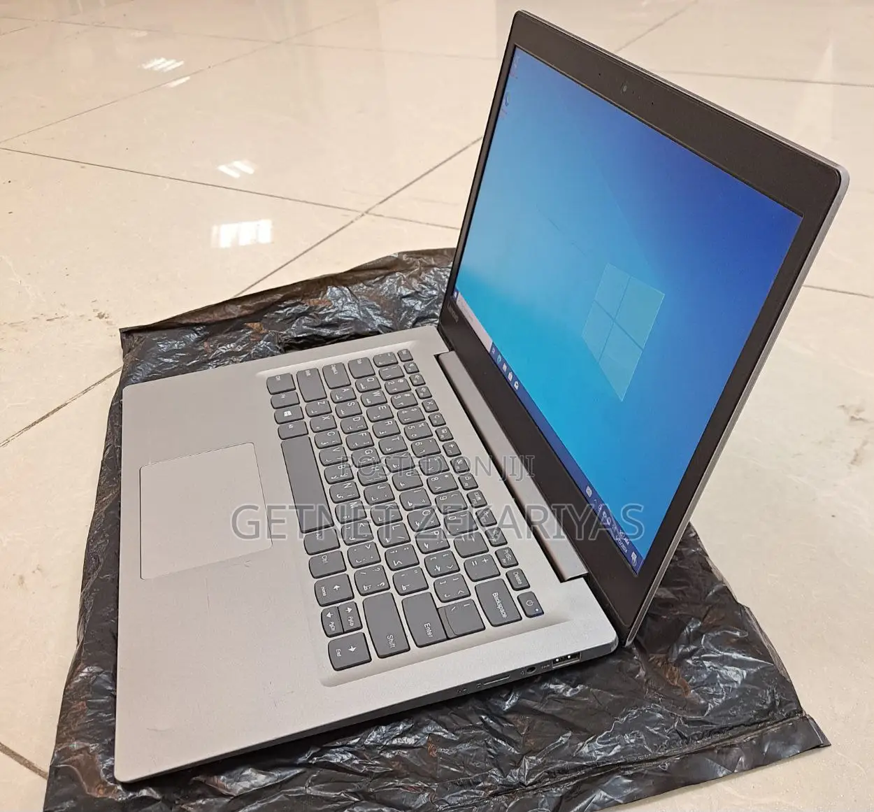 New Laptop Lenovo IdeaPad 110 4GB Intel Celeron SSD 72GB