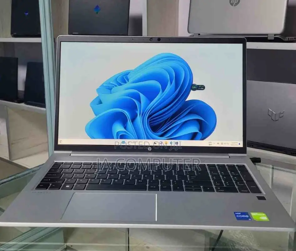 New Laptop HP ProBook 440 16GB Intel Core I5 SSD 512GB