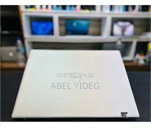 New Laptop Dell Inspiron 16 5620 16GB Intel Core I7 SSD 512GB