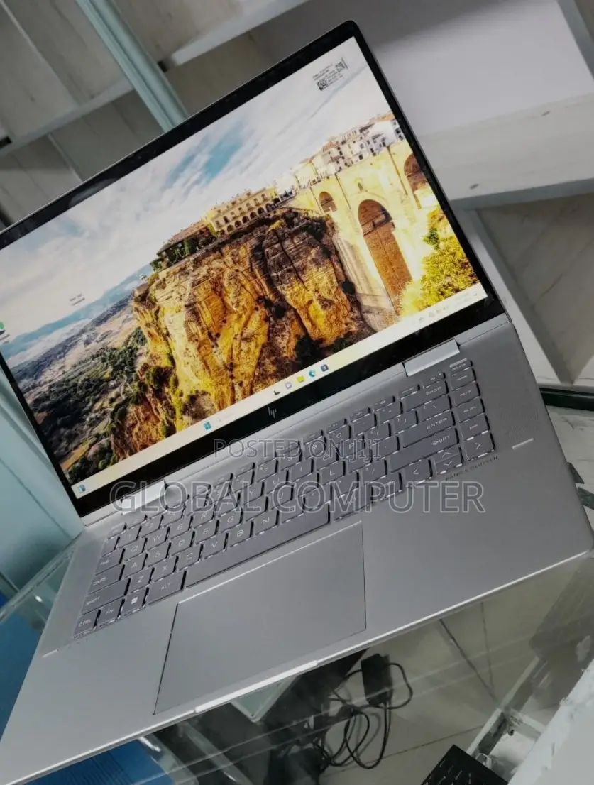 New Laptop HP Envy X2 16GB Intel Core I5 HDD+SSD 512GB