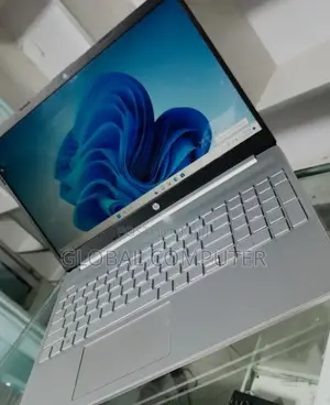 New Laptop HP Stream Notebook 8GB AMD Ryzen 5 SSD 256GB