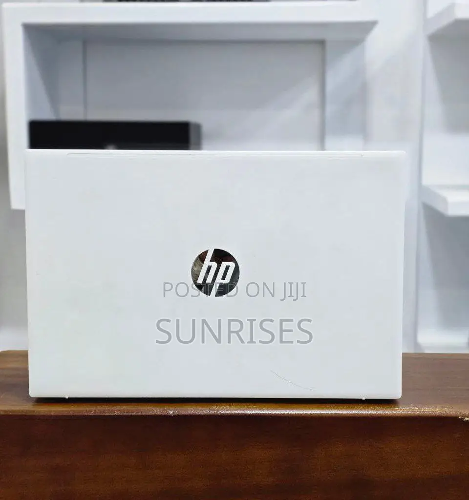 New Laptop HP Pavilion 15 8GB Intel Core I7 SSD 512GB