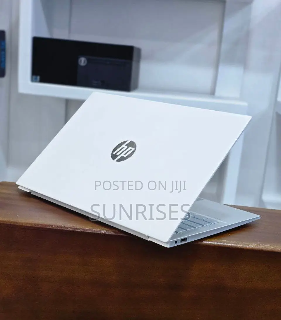 New Laptop HP Pavilion 15 8GB Intel Core I7 SSD 512GB