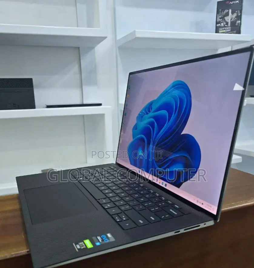 New Laptop Dell XPS 13 (L322X) 16GB Intel Core I7 SSD 512GB