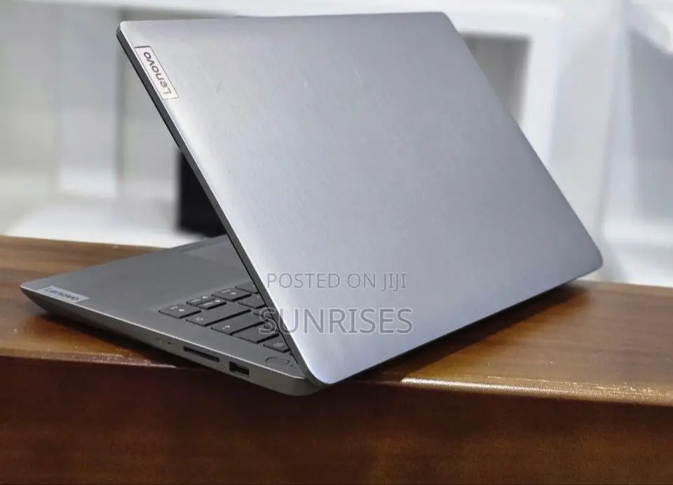 New Laptop Lenovo Ideapad 3 16GB Intel Core I5 SSD 512GB