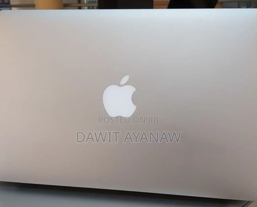 New Laptop Apple MacBook Air 2014 8GB Intel Core I5 SSD 128GB