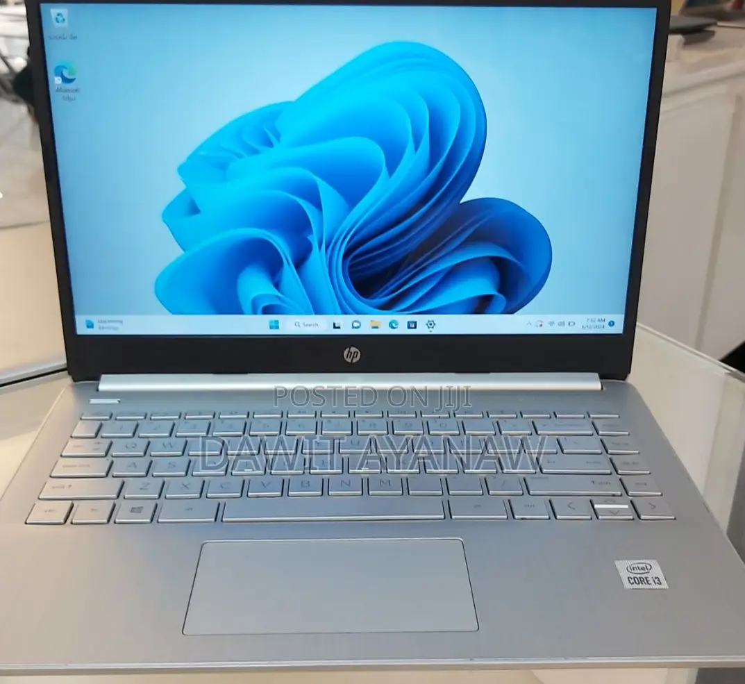 New Laptop 8GB Intel Core I5 SSD 256GB