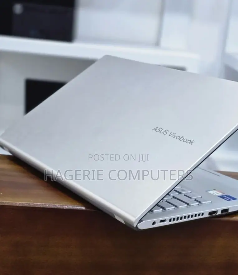 New Laptop Asus VivoBook 15 X505BA 16GB Intel Core I7 SSD 512GB