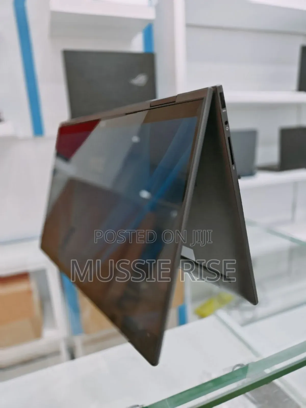 New Laptop HP Envy X360 15z 8GB AMD Ryzen 7 SSD 512GB