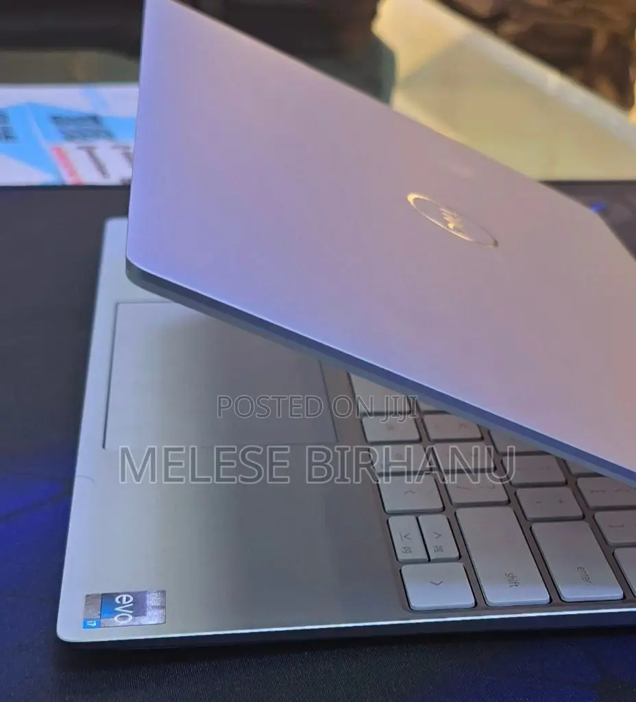 New Laptop Dell XPS 13 (L321X) 16GB Intel Core I7 SSD 512GB