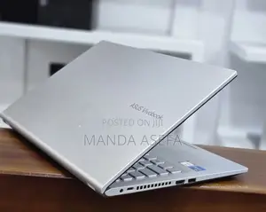 Photo - New Laptop Asus VivoBook 15 X505BA 16GB Intel Core I7 SSD 512GB