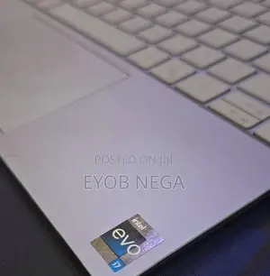 Photo - New Laptop Dell XPS 13 16GB Intel Core I7 SSD 512GB