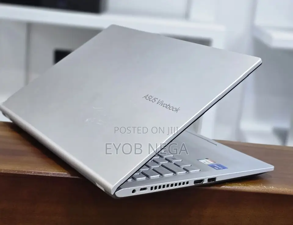 New Laptop Asus VivoBook 15 X505BA 16GB Intel Core I7 SSD 512GB